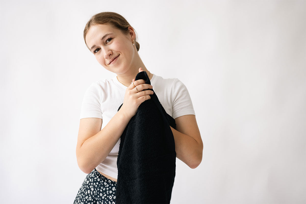 What are the ideal towels for people with sensitive skin?